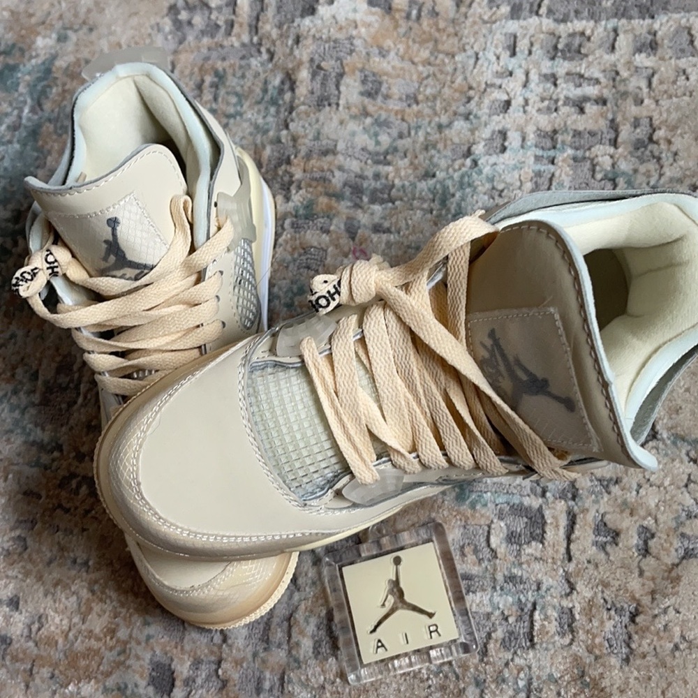 Off-White x Wmns Air Jordan 4 'Sail’